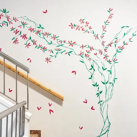 Jume - Urban ماهون