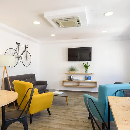 Jume - Urban بيت ضيافة