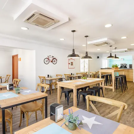 Jume - Urban بيت ضيافة