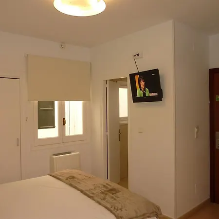Jume - Urban بيت ضيافة