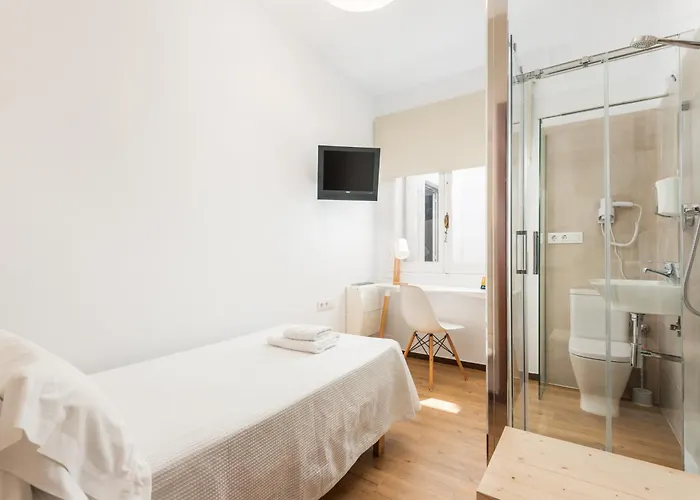 Casa de hóspedes Jume - Urban 4*