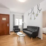 Pensionat Jume - Urban 4*