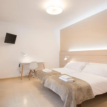 Jume - Urban 4*