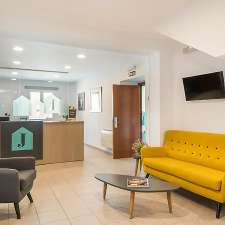 Jume - Urban Guest house