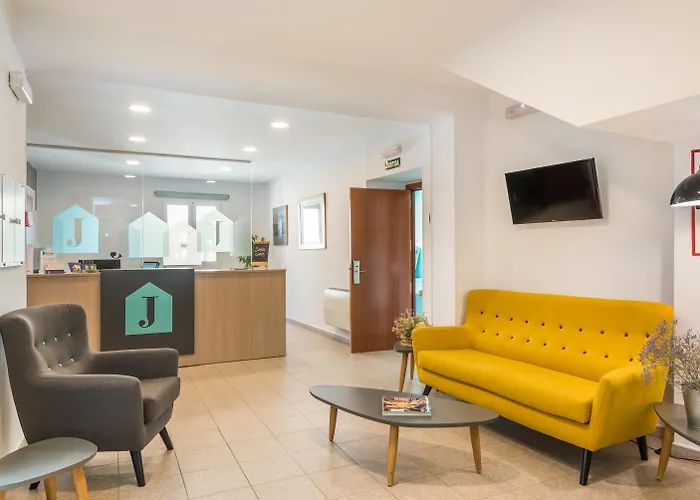 Jume - Urban Guest house