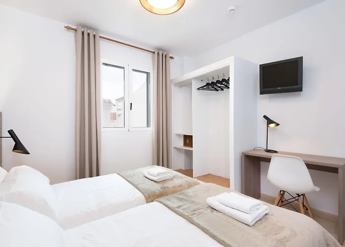 Jume - Urban Guest house Mahon (Menorca)